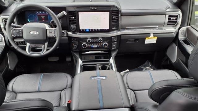 2025 Ford F-350 Super Duty King Ranch
