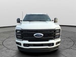 2025 F-350 Super Duty Thumbnail 2