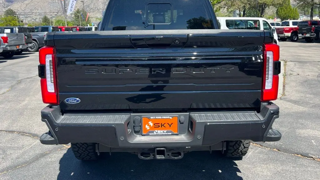 2026 Ford F-350 Super Duty Platinum