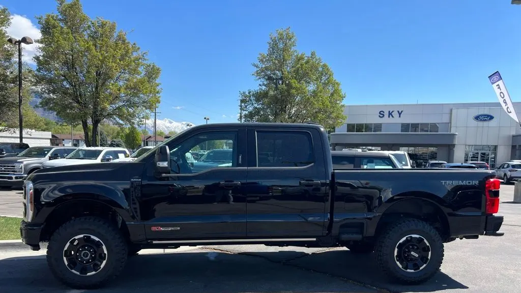 2026 Ford F-350 Super Duty Platinum