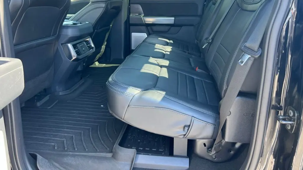 2026 Ford F-350 Super Duty Platinum