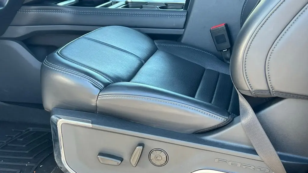 2026 Ford F-350 Super Duty Platinum