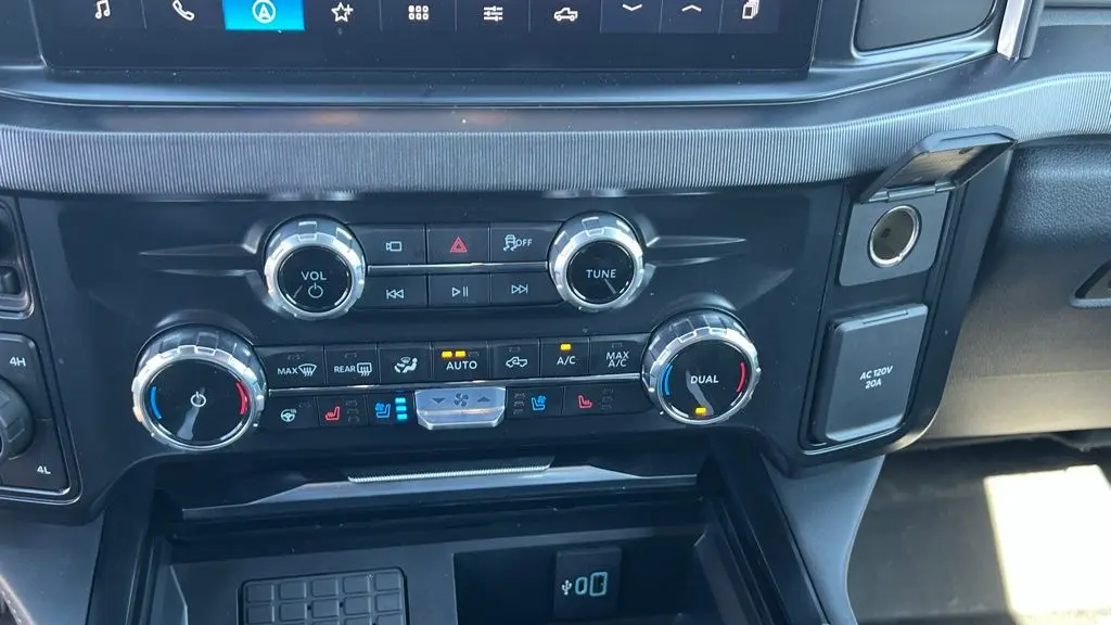 2026 Ford F-350 Super Duty Platinum