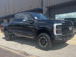 2026 F-350 Super Duty Thumbnail 2