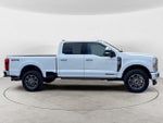 2023 F-350 Super Duty Thumbnail 4