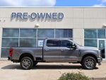 2024 F-350 Super Duty Thumbnail 2
