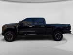 2024 F-350 Super Duty Thumbnail 2
