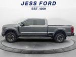 2024 F-350 Super Duty Thumbnail 2