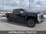 2024 F-350 Super Duty Thumbnail 2