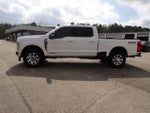 2025 F-350 Super Duty Thumbnail 4