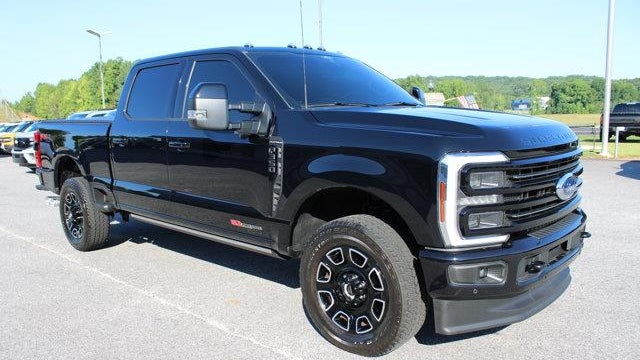 2025 Ford F-350 Super Duty Platinum