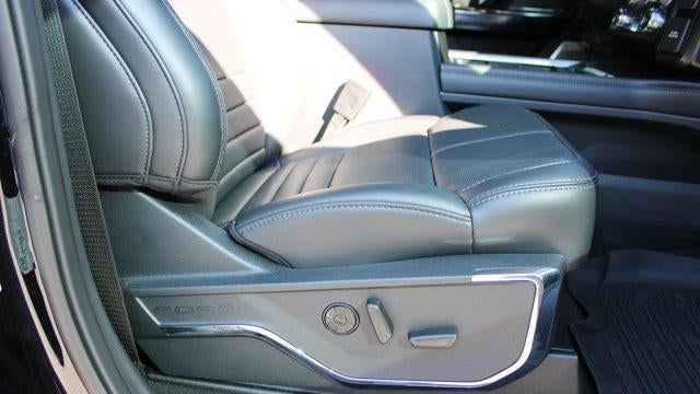 2025 Ford F-350 Super Duty Platinum