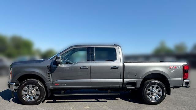 2025 Ford F-350 Super Duty XLT