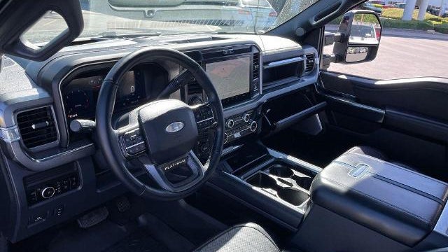 2025 Ford F-350 Super Duty XL