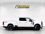 2025 F-350 Super Duty Thumbnail 3