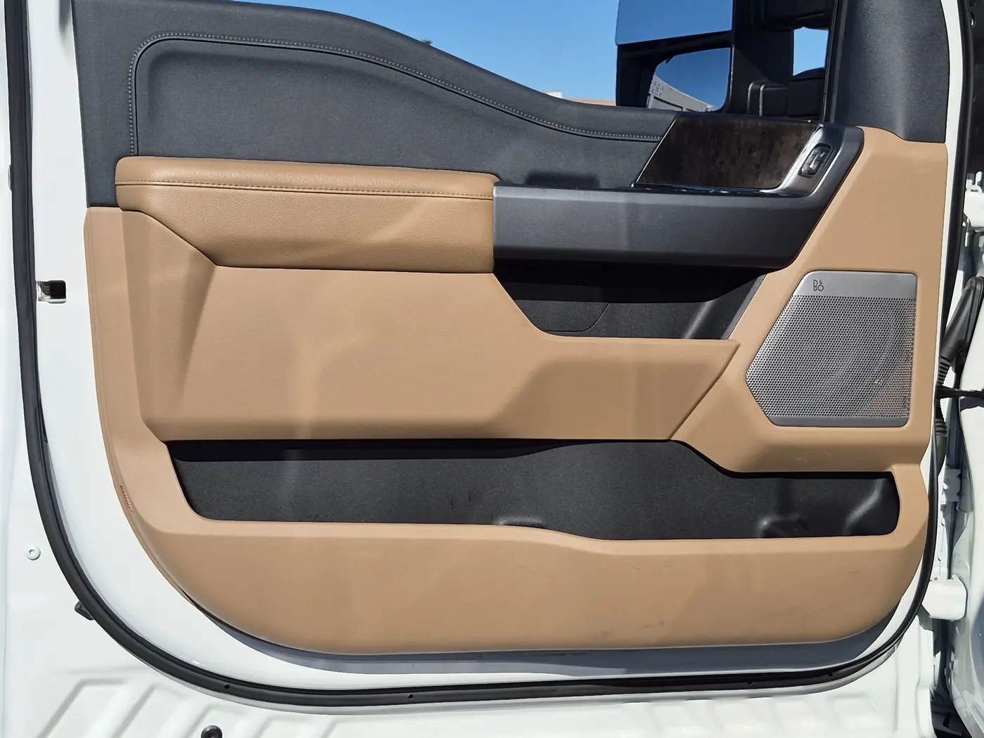 2025 Ford F-350 - $77,811