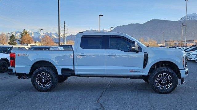 2026 Ford F-350 Super Duty Lariat