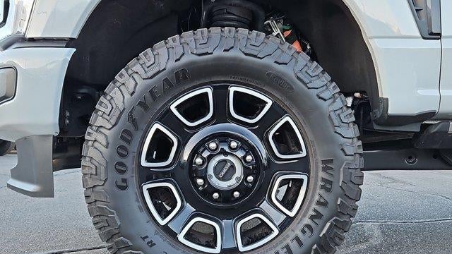 2026 Ford F-350 Super Duty Lariat