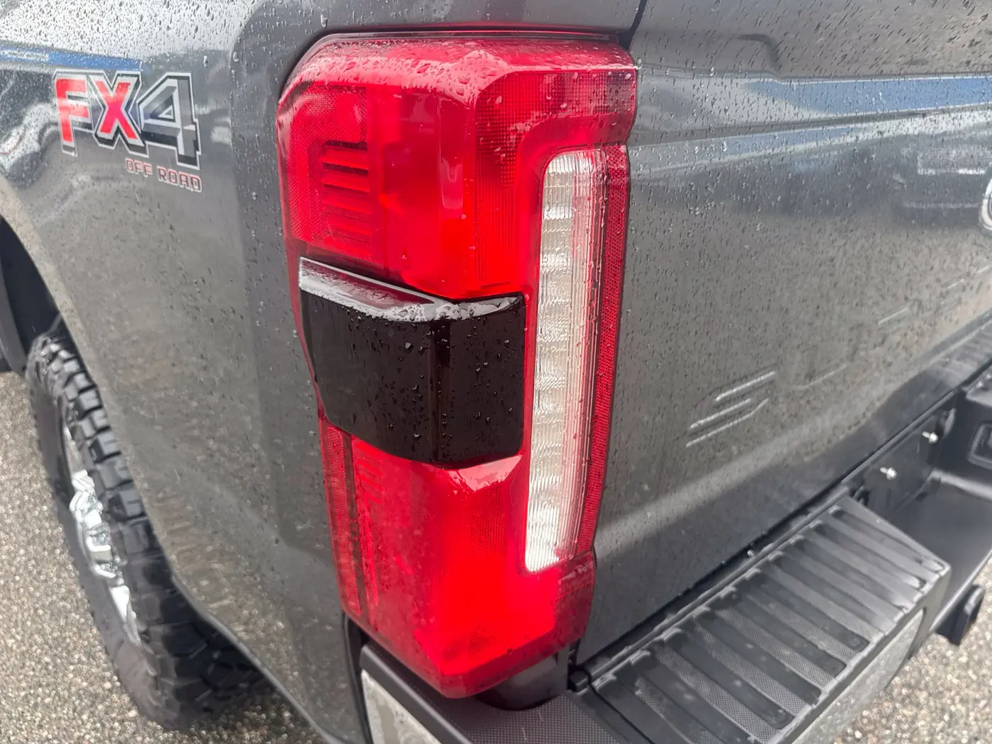 2026 Ford F-350 - $76,957