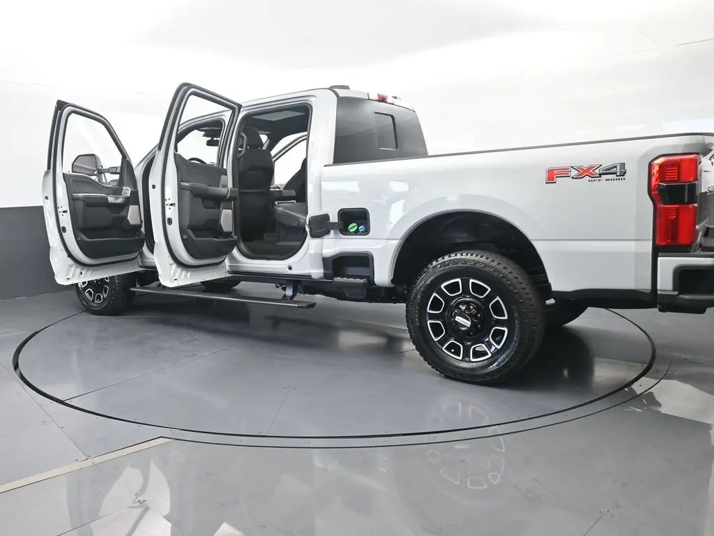 2026 Ford F-350 - $90,721