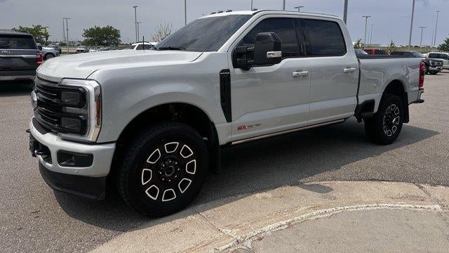 2026 Ford F-350 Super Duty XLT
