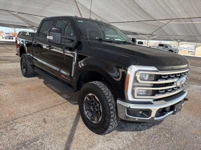 2023 Ford F-350 Super Duty 4X4 Lariat 4DR Crew Cab 6.8 FT. SB SRW Pickup