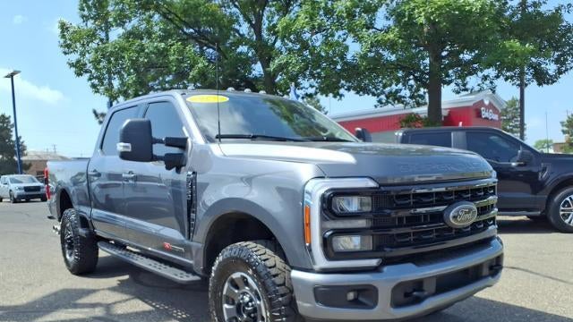 2023 Ford F-350 Super Duty Platinum