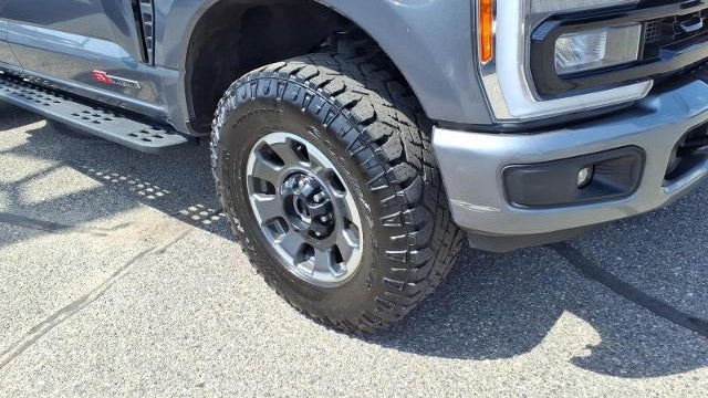 2023 Ford F-350 Super Duty Platinum