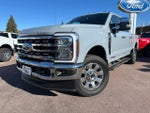 2025 F-350 Super Duty Thumbnail 2