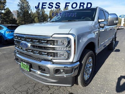 2025 Ford F-350 Super Duty 4X4 Lariat 4DR Crew Cab 6.8 FT. SB SRW Pickup
