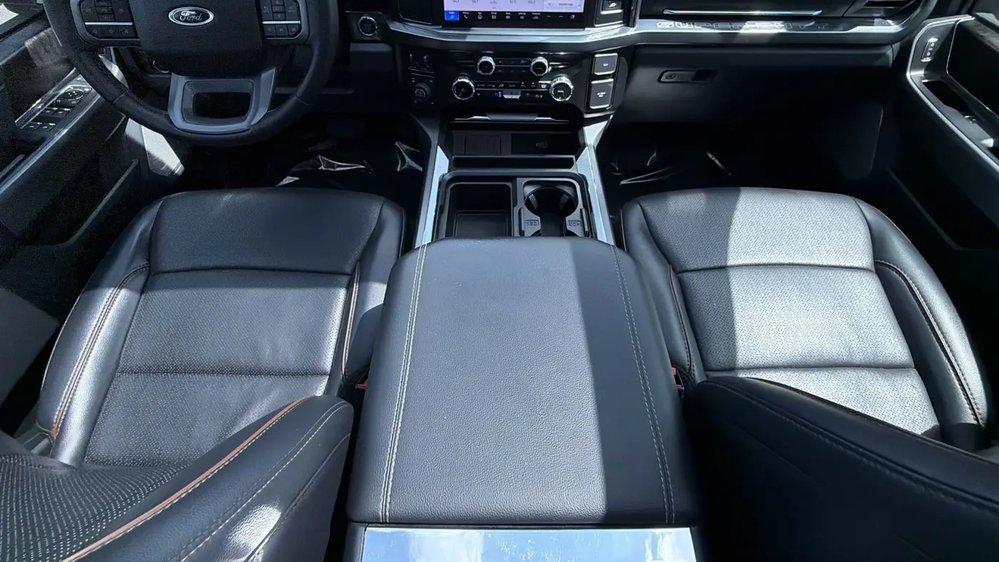 2025 Ford F-350 Super Duty XLT