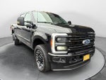2025 F-350 Super Duty Thumbnail 1