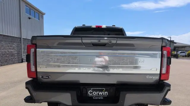2025 Ford F-350 Super Duty King Ranch