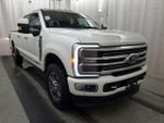 2023 F-350 Super Duty Thumbnail 2