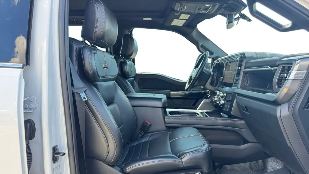 2024 Ford F-350 Super Duty Lariat