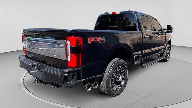 2024 Ford F-350 Super Duty XLT