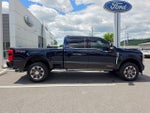 2024 F-350 Super Duty Thumbnail 2