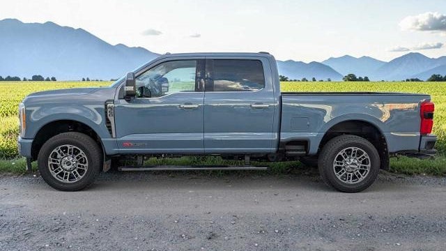 2023 Ford F-350 Super Duty XLT