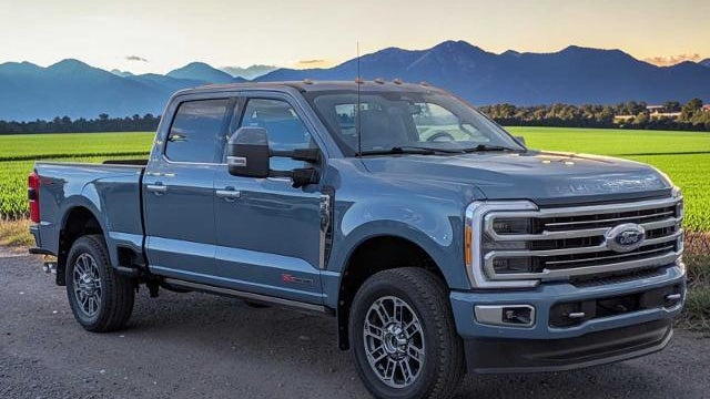 2023 Ford F-350 Super Duty XLT