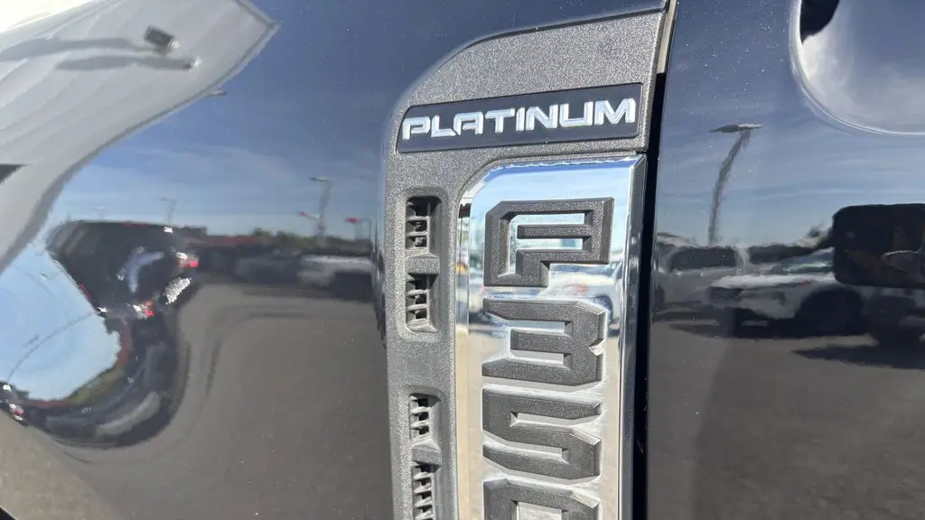 2024 Ford F-350 Super Duty Platinum