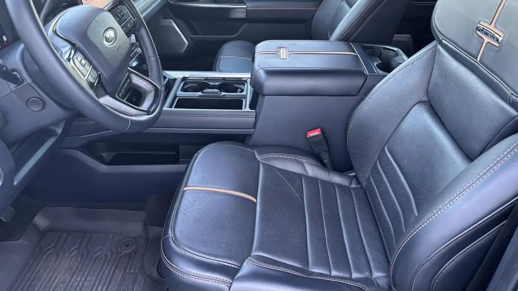 2024 Ford F-350 Super Duty Platinum