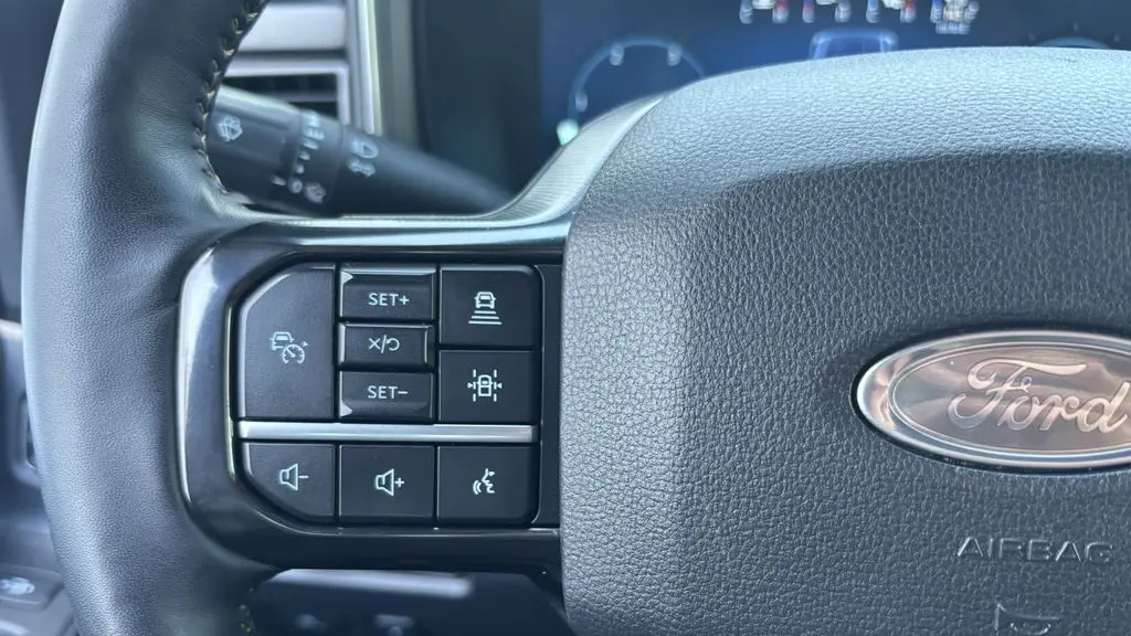 2024 Ford F-350 Super Duty Platinum