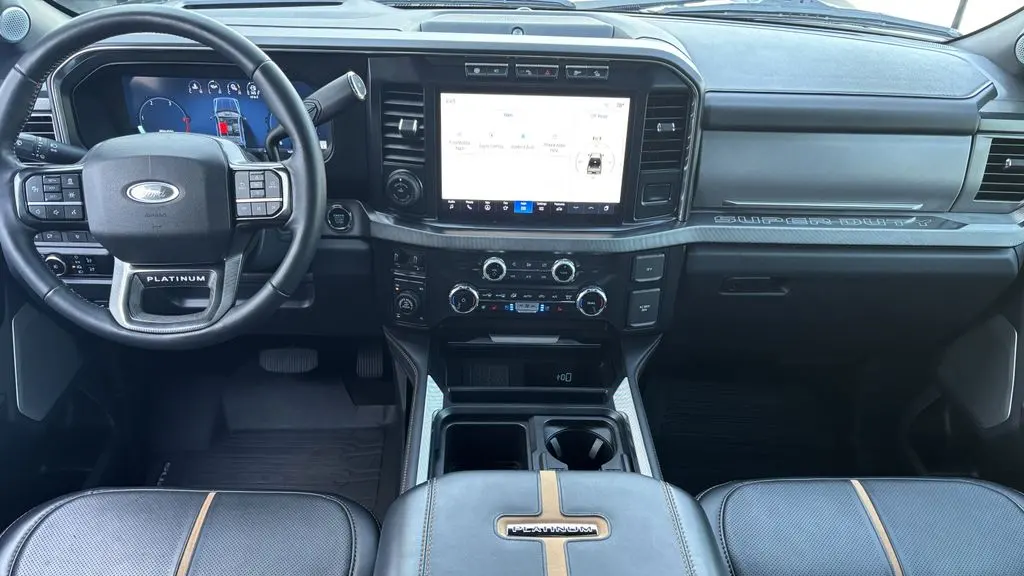 2024 Ford F-350 Super Duty Platinum