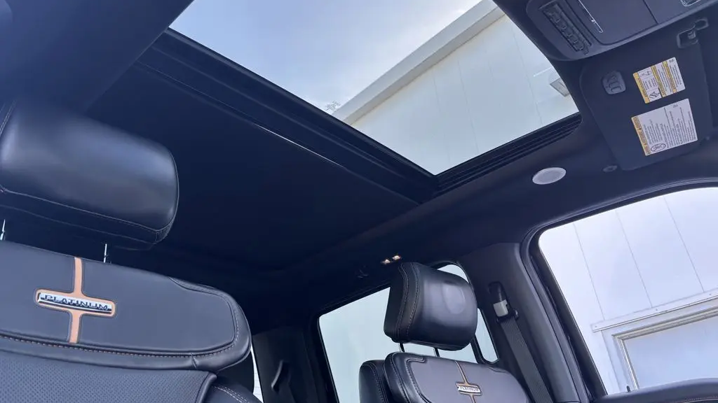 2024 Ford F-350 Super Duty Platinum