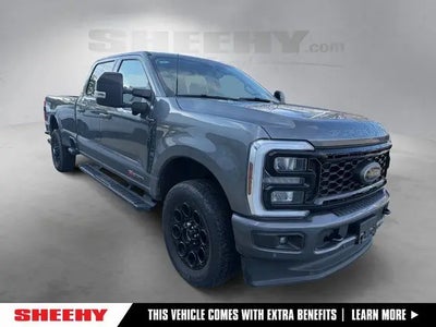 2025 Ford F-350 Super Duty 4X4 Lariat 4DR Crew Cab 6.8 FT. SB SRW Pickup