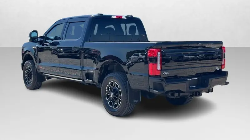 2025 Ford F-350 Super Duty King Ranch