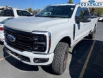 2025 F-350 Super Duty Thumbnail 2