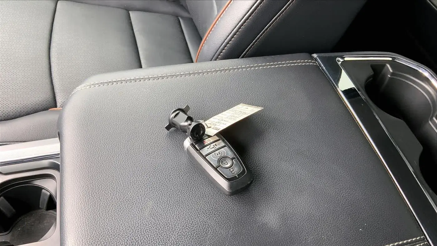 2025 Ford F-350 Super Duty King Ranch