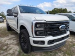 2025 F-350 Super Duty Thumbnail 2