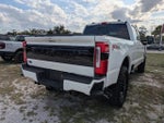 2025 F-350 Super Duty Thumbnail 3